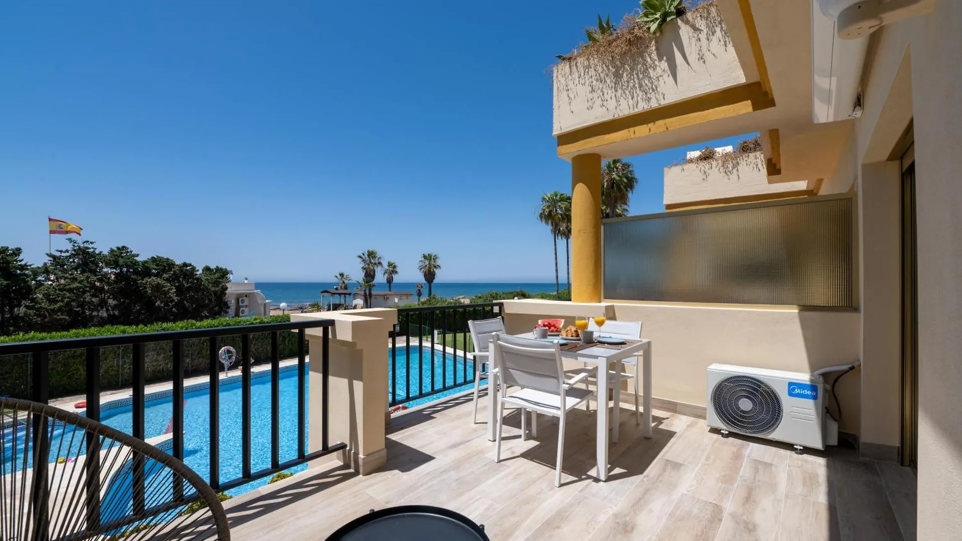 Oleholidays 1111 Romana Playa Vistas Al Mar Marbella Appartement