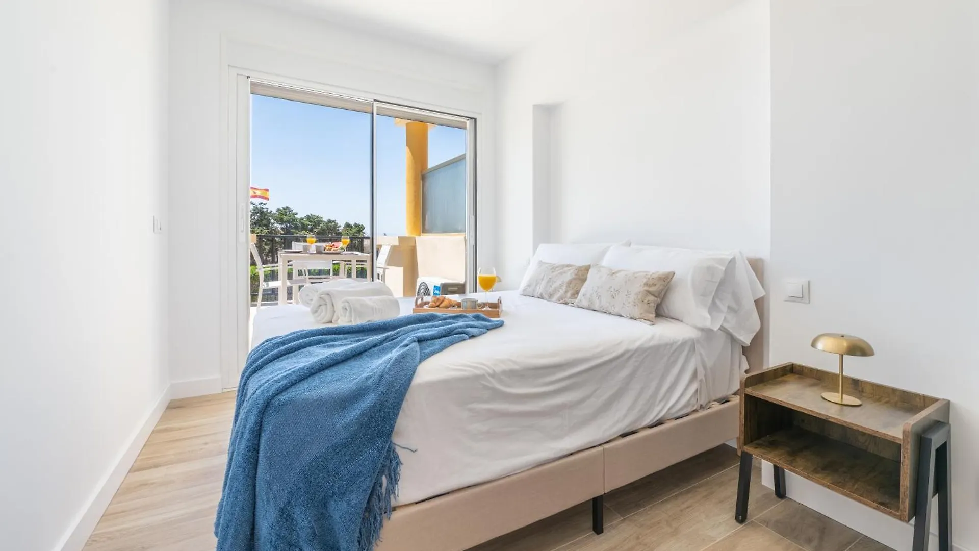 Oleholidays 1111 Romana Playa Vistas Al Mar Marbella 0*,