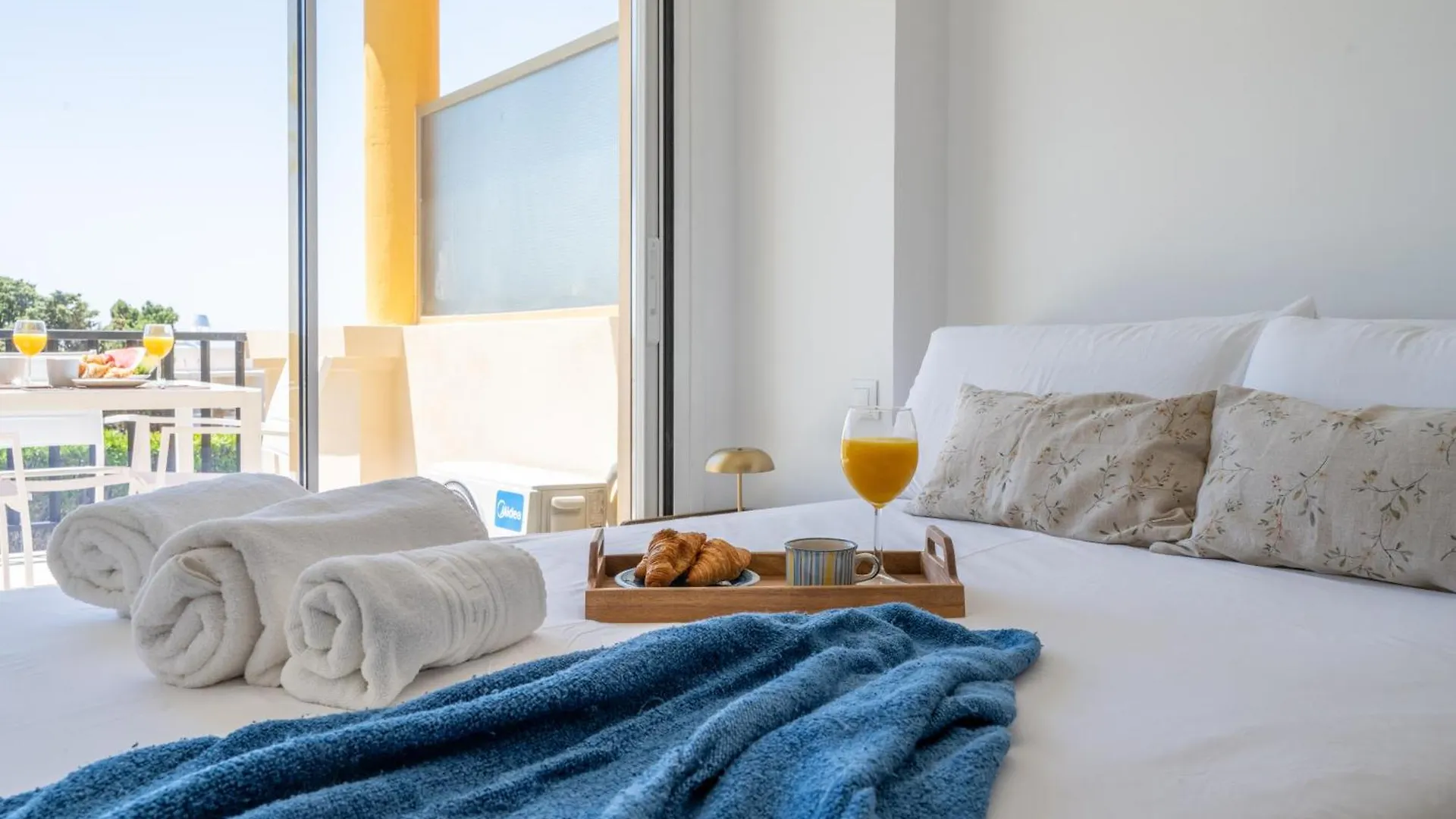 Oleholidays 1111 Romana Playa Vistas Al Mar Marbella