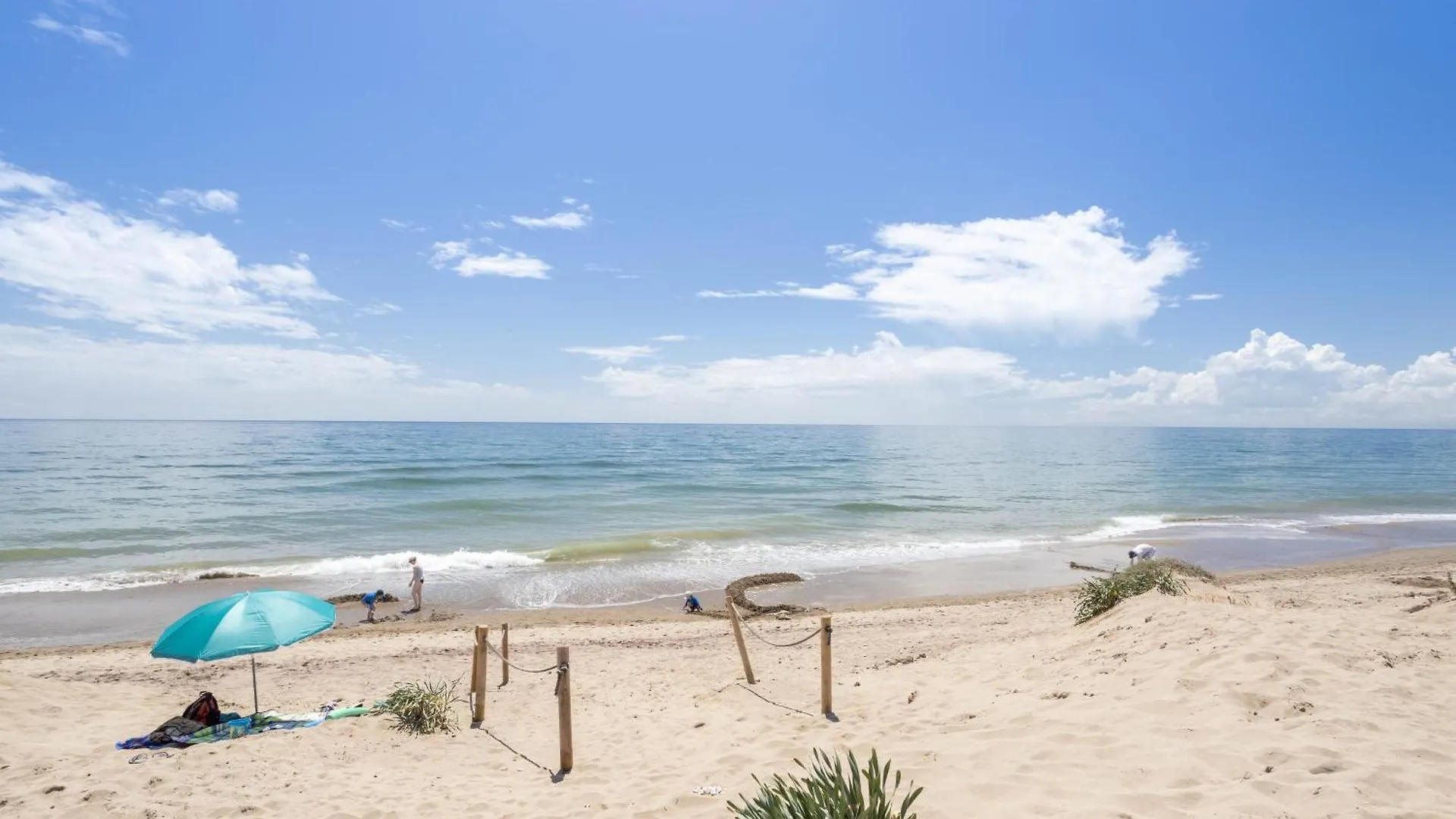 Oleholidays 1111 Romana Playa Vistas Al Mar Marbella 0*,  Spanje